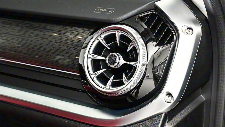 В КНР назвали цену сверхмощного гибридного Tank 400