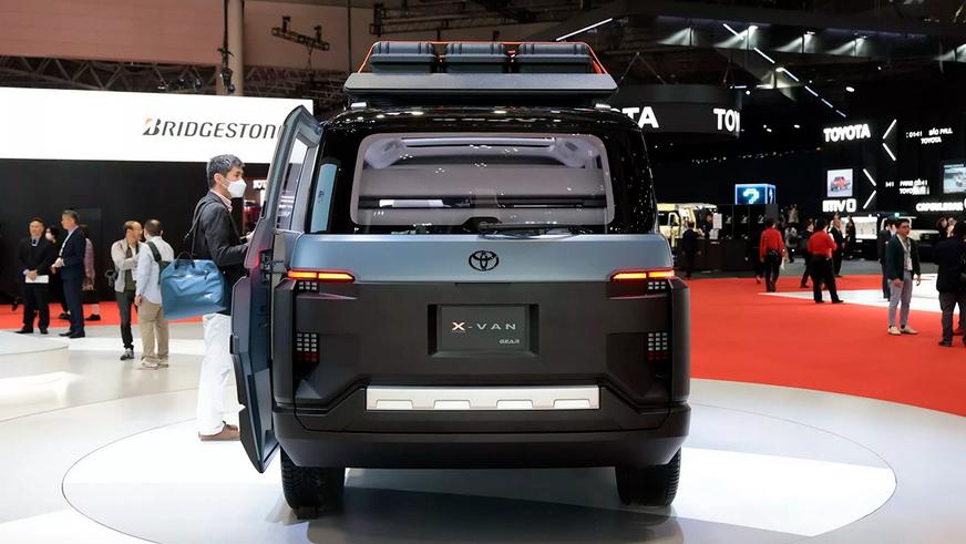 Toyota хочет выпустить внедорожный минивэн