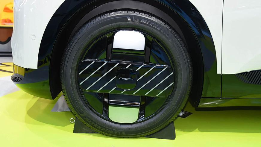 У Chery появился большой QQ — это недорогой электрокар