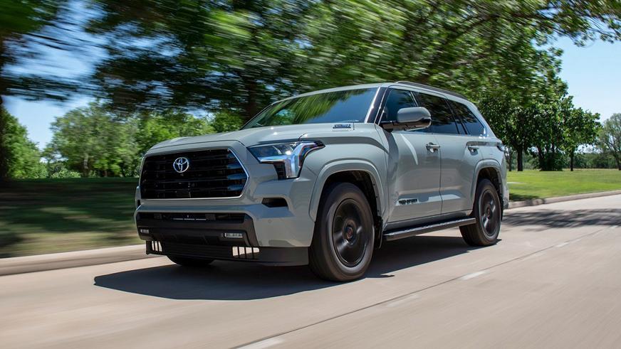 Названы цены на новую Toyota Sequoia