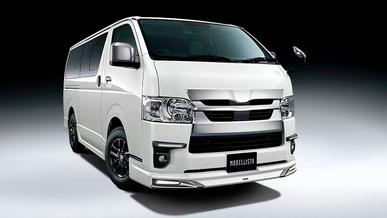 Старый вэн Toyota HiAce получил сразу несколько тюнинг-пакетов
