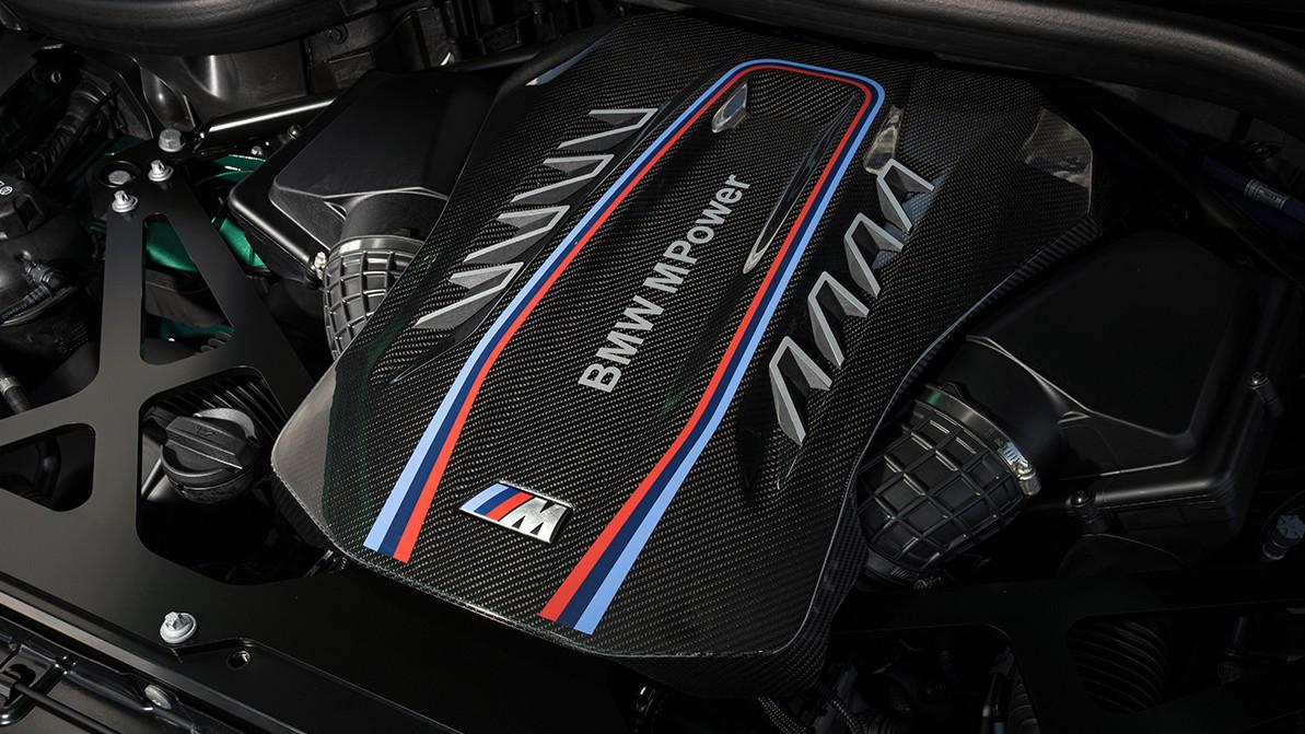 Представлены обновлённые суперкроссоверы BMW X5 M и X6 M
