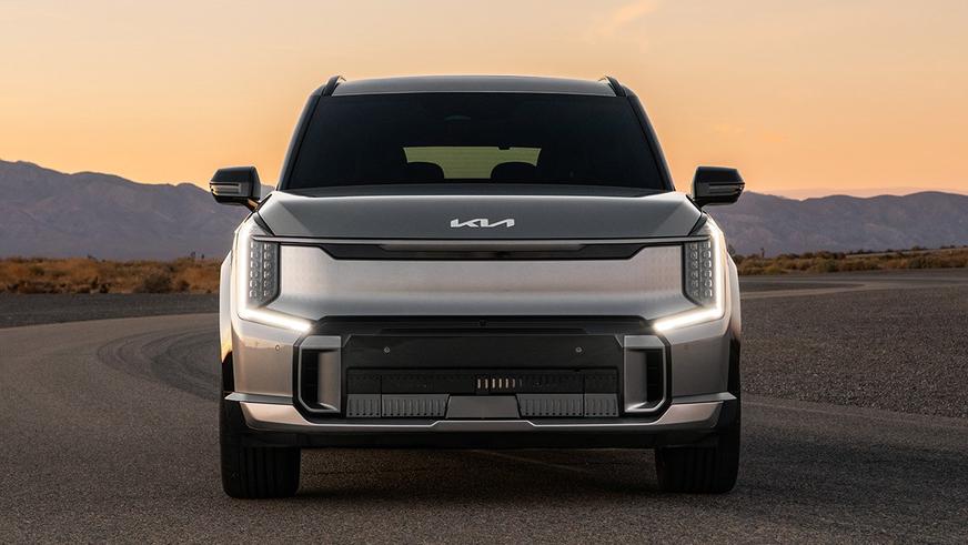 Электрокроссовер Kia EV9 получил 500-сильную версию GT
