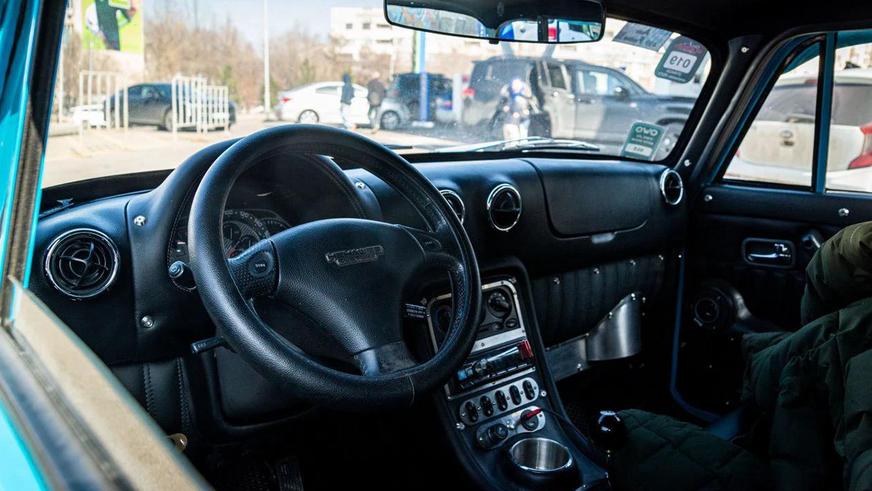 Кастомный «москвич» с мотором Toyota в продаже на Kolesa.kz