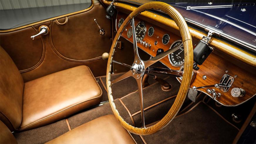 Этот Bugatti пережил всех владельцев и не намерен останавливаться