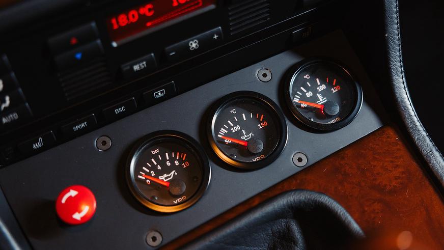 В продаже появился уникальный BMW M5, который построил Volkswagen
