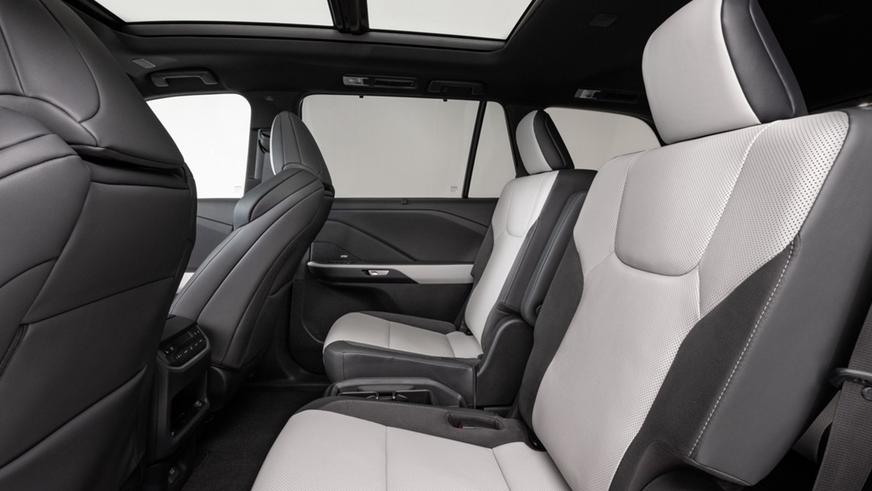 Представлен совершенно новый Lexus TX: три мотора и полный привод как опция