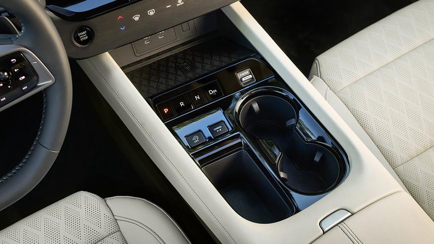 Nissan Murano получил новый дизайн, но лишился V6