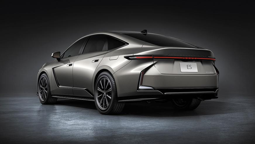 Сколько стоит новый Lexus ES в Казахстане