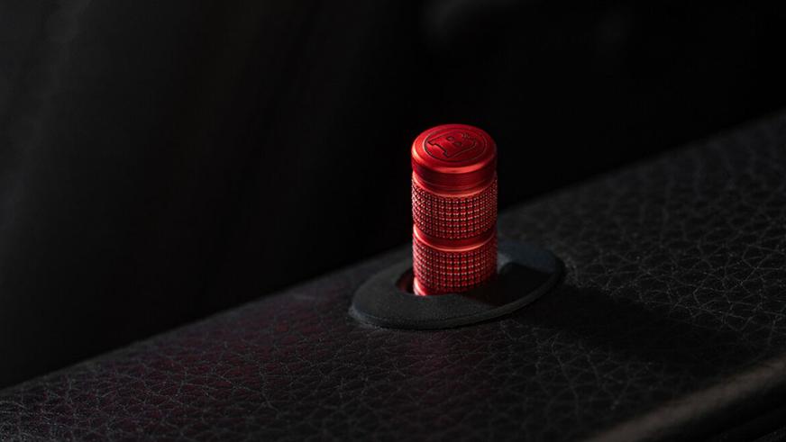 Brabus выставил на продажу 900-сильный пикап на базе «Гелендвагена»