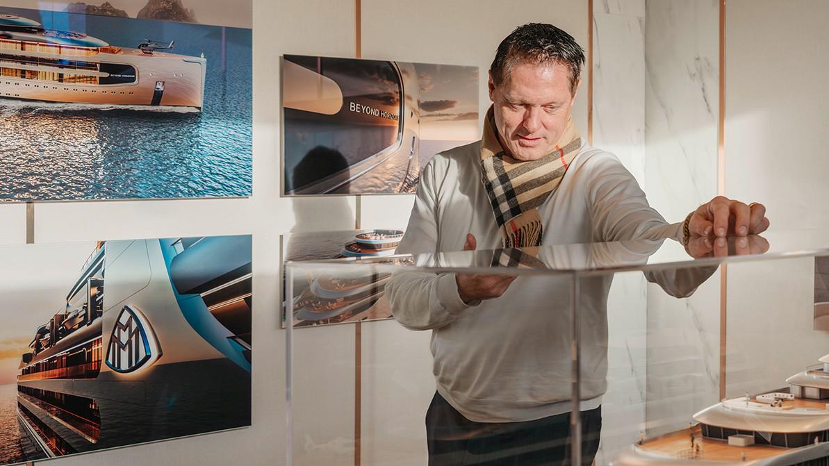 Mercedes-Benz-тің бас дизайнері орнын босатты