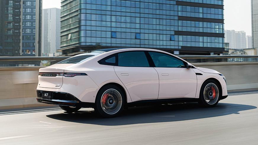 Nissan Primera возвращается. Это будет “китаец”