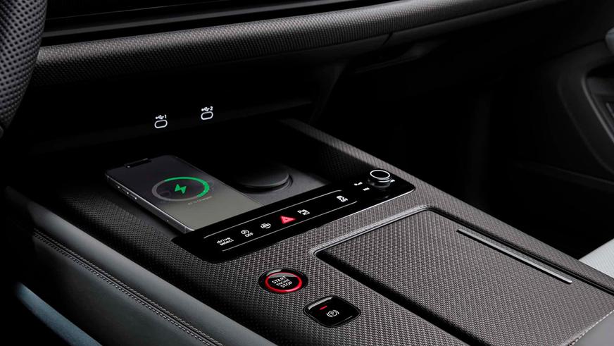 Первые фото нового Audi Q7 утекли в Сеть