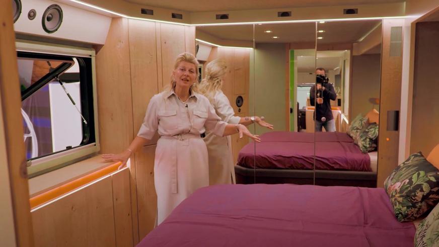 Самый дорогой дом на&nbsp;колёсах 2022&nbsp;года. В&nbsp;его комплект входит Ferrari