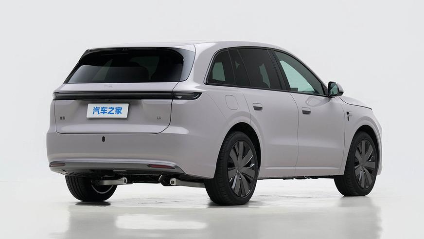 Новый Li Auto L6 оценили в Китае в 17.4 млн тенге