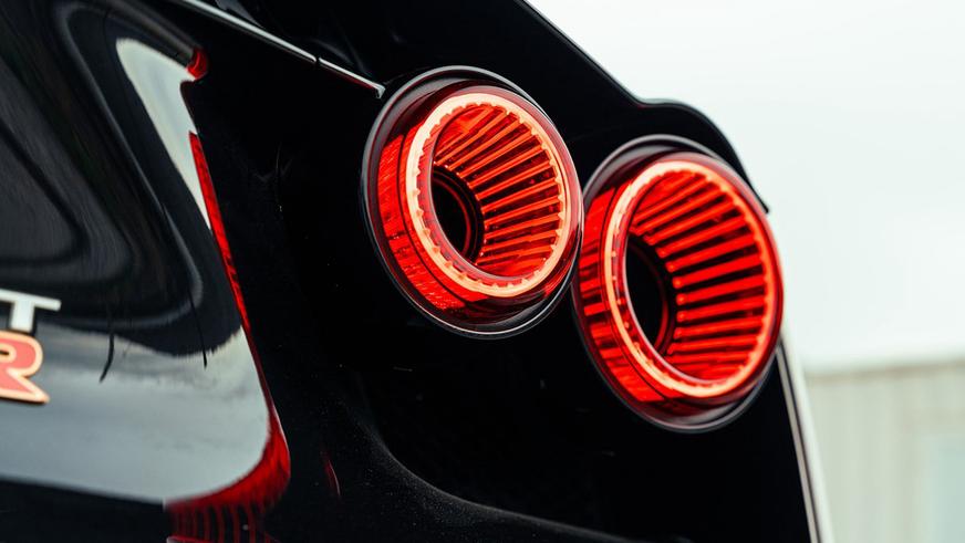 Один из самых редких Nissan GT-R в мире уйдёт с молотка