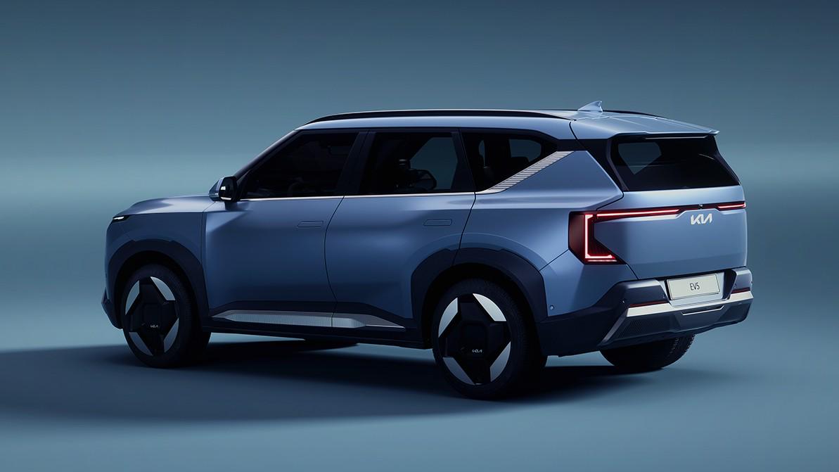 В Китае назвали цены на новейший электромобиль Kia EV5