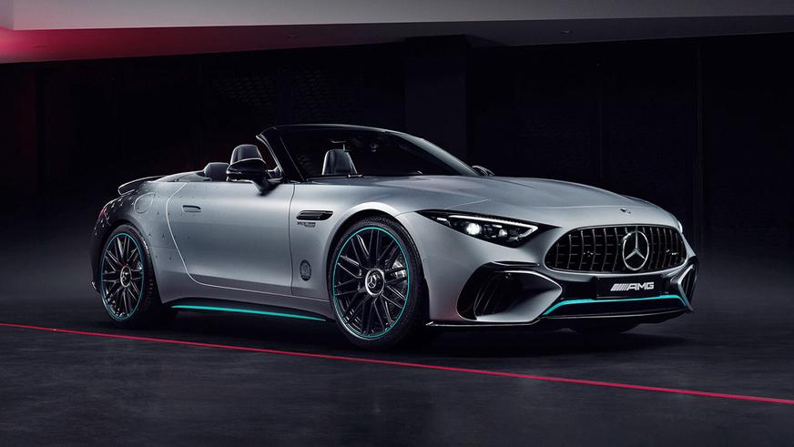 Коллекционный Mercedes SL&nbsp;63 для&nbsp;японцев оформили в&nbsp;стиле F1