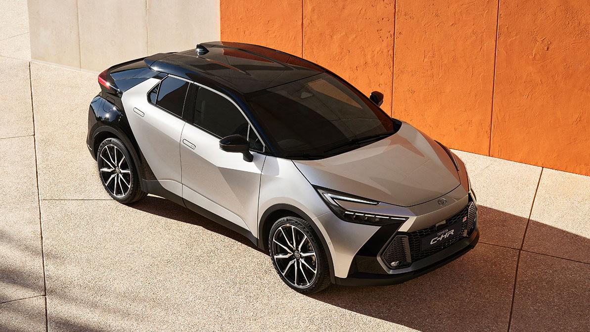 Дизайнерский кроссовер Toyota C-HR сменил поколение