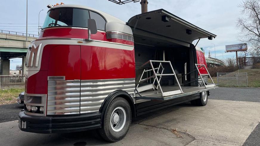 Раритетный GM Futurliner появился в продаже