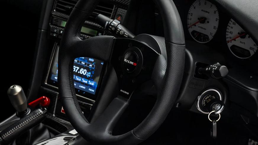 Один из самых редких Nissan Skyline GT-R появился в продаже в Дубае