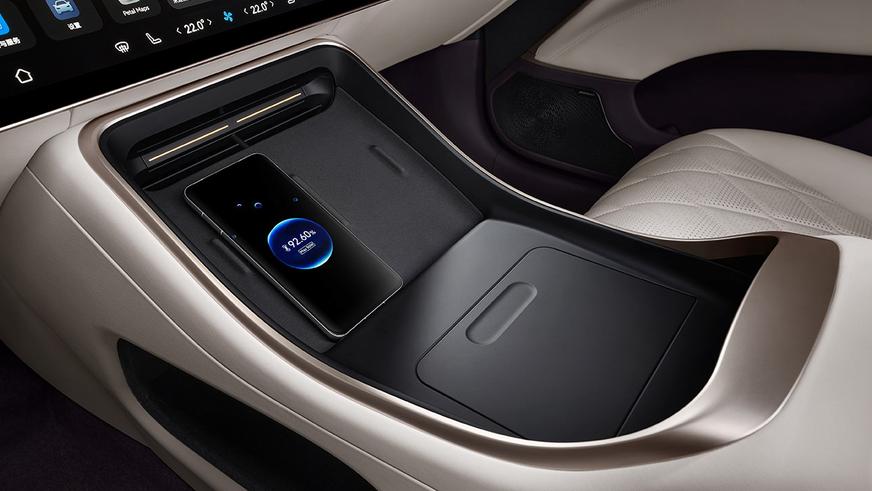 Марка Avatr официально пришла в Казахстан