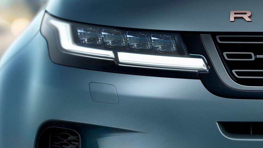 Range Rover Evoque символически обновился снаружи и изнутри