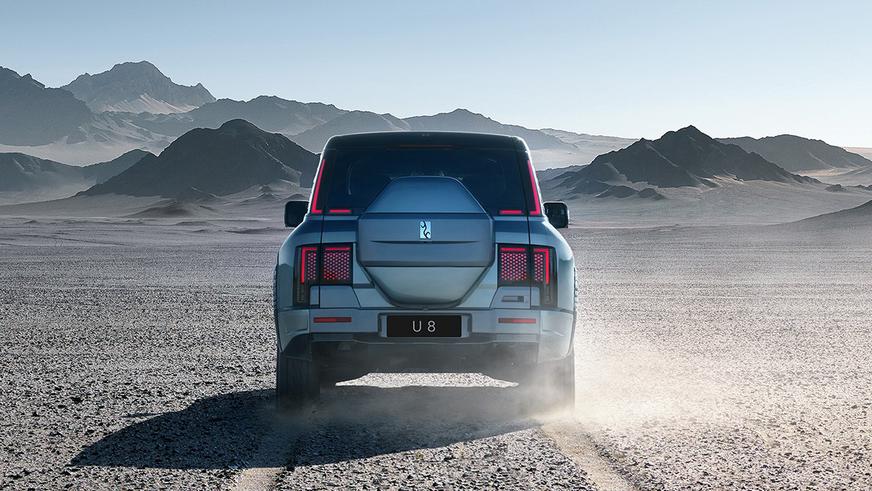 У BYD появился хардкорный 1100-сильный внедорожник на батарейках