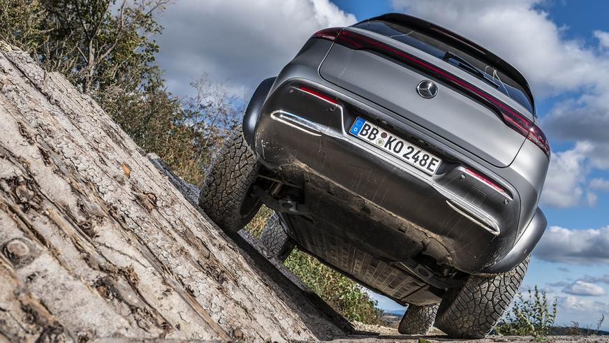 mercedes-eqc-4x4-8