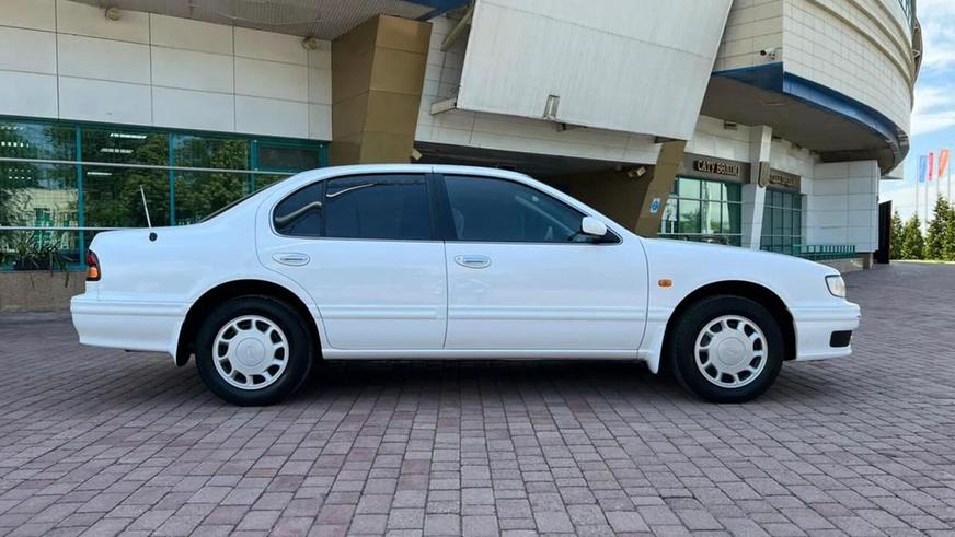 За 11.5 млн тенге продают Nissan Maxima на Kolesa.kz