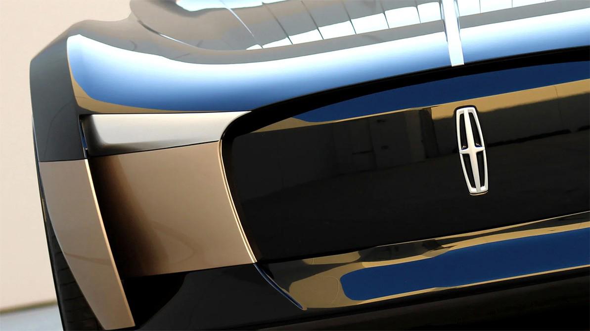 Lincoln переведут на электротягу, включая флагманский Navigator