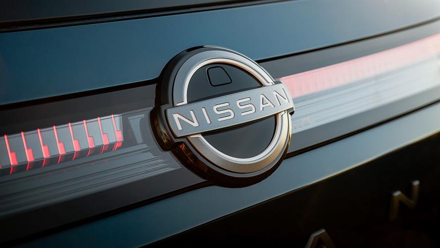 Nissan Murano получил новый дизайн, но лишился V6