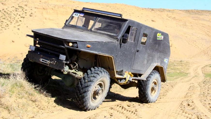 interesing-cars-1От Ford F-450 до универсала BMW E30: интересные объявления на Kolesa.kz