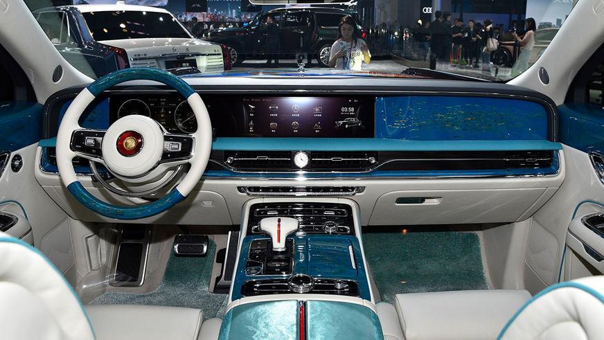 У Hongqi появился лимузин за миллион долларов