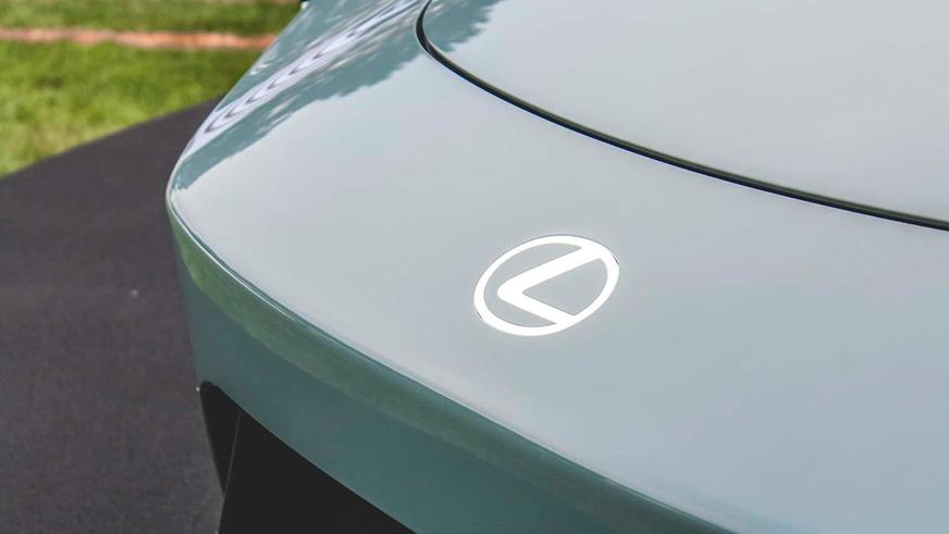 Lexus внезапно представила концептуальный суперкар
