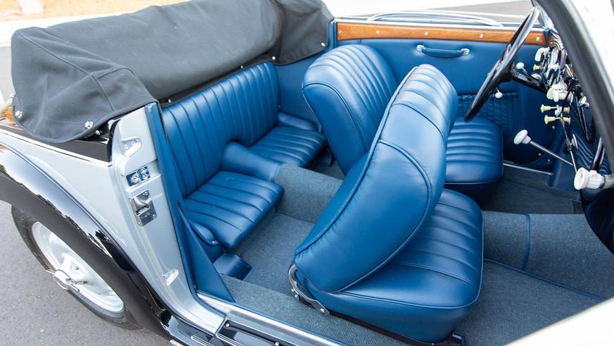 Довоенный BMW 327 выставили на торги в США