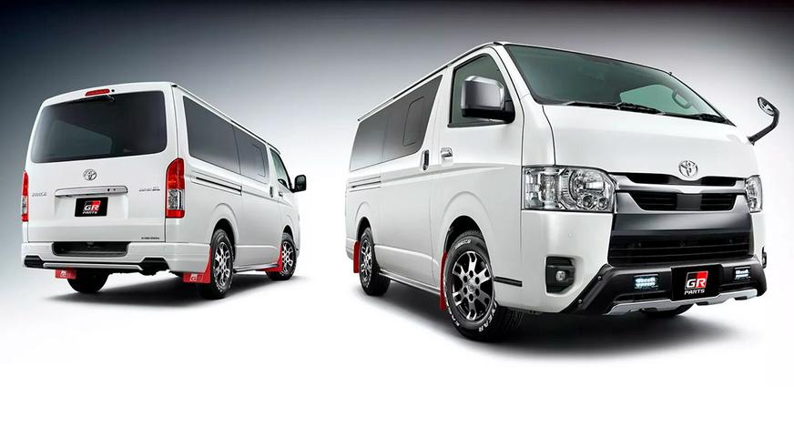 Старый вэн Toyota HiAce получил сразу несколько тюнинг-пакетов