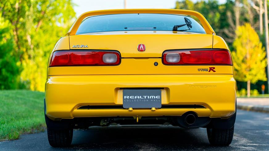 В США за 25-летнюю Acura заплатили 204 000 долларов