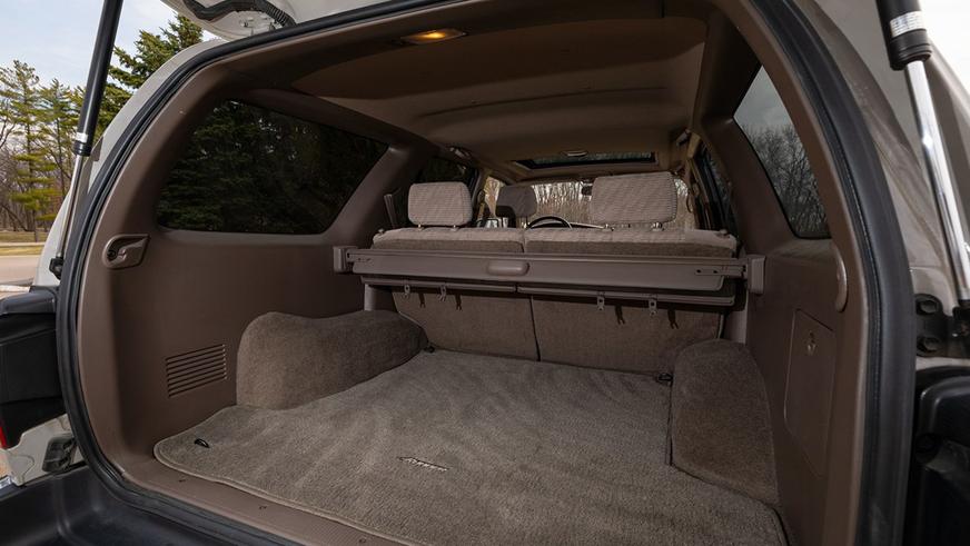 Практически новый Toyota 4Runner из 1990-х замечен на торгах