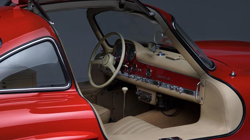 С молотка уйдёт последнее в истории «крыло чайки» — Mercedes-Benz 300 SL