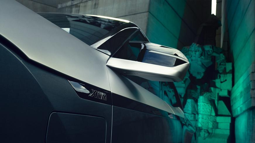 Представлен суперкроссовер BMW XM