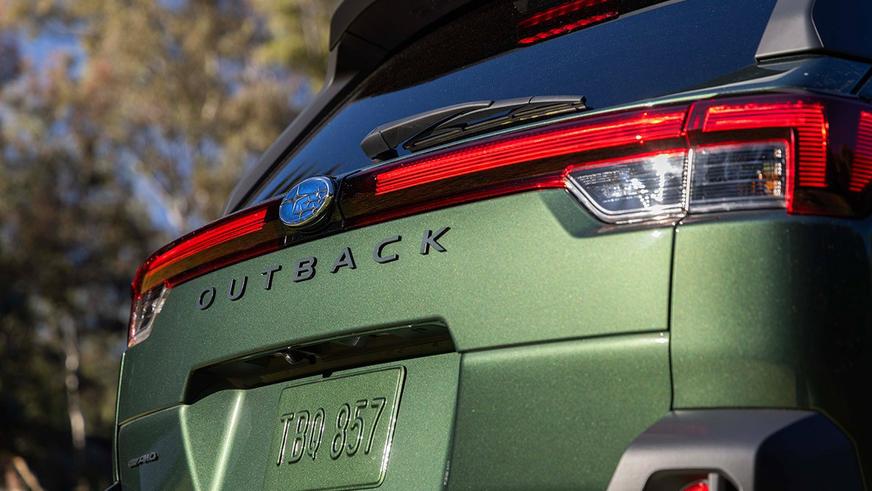 Subaru Outback сменил поколение и стал кроссовером