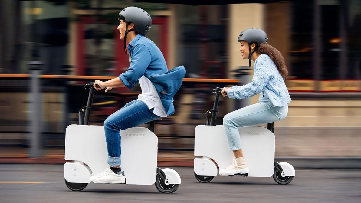 Электрлі Honda Motocompacto саудаға шықты