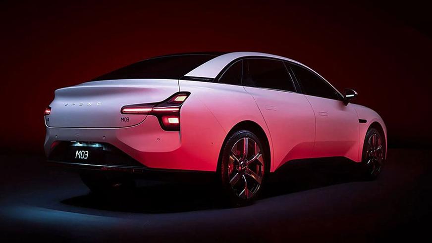 В Китае стартовали продажи новейшего электрохетча Xpeng