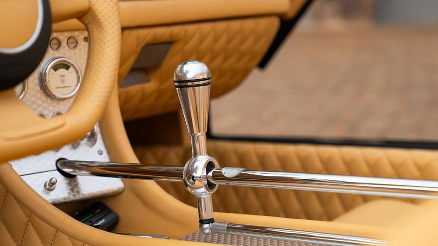 Очень редкий спорткар Spyker из Голландии уйдёт с молотка