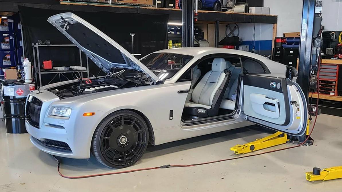 Сколько стоит одна и та же запчасть для BMW и Rolls-Royce?