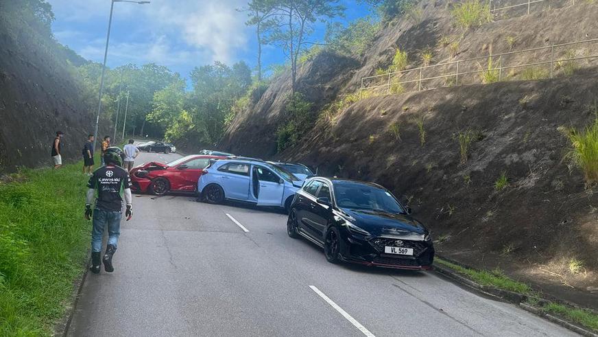 Массовое ДТП с хот-хэтчами Hyundai i30 N произошло в Гонконге