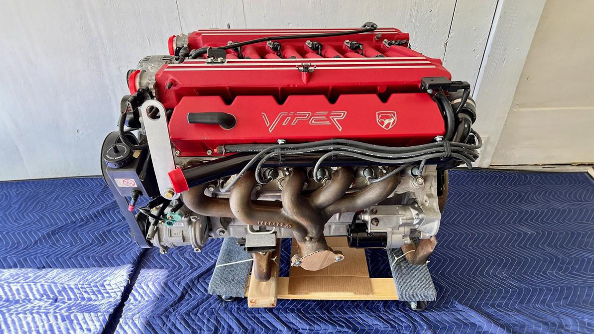 V10 от Вайпера, который собрали по ошибке, уйдёт с молотка