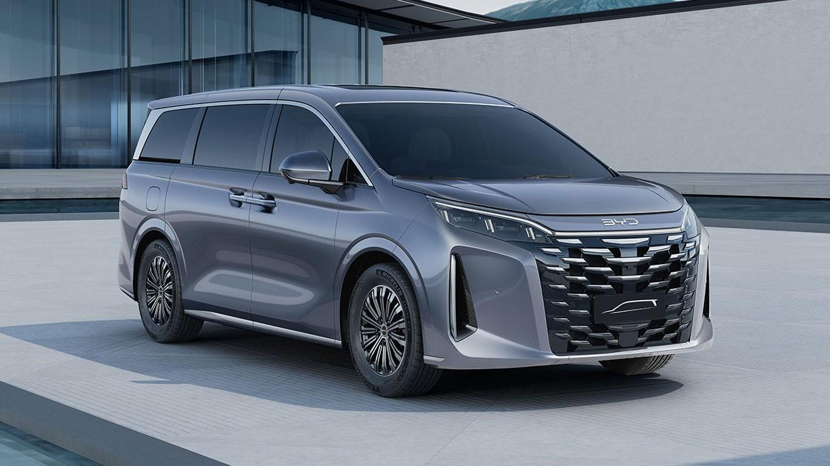 BYD открыл приём заказов на новый минивэн Xia