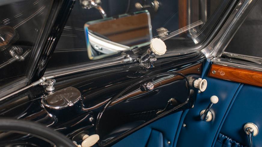 Довоенный BMW 327 выставили на торги в США